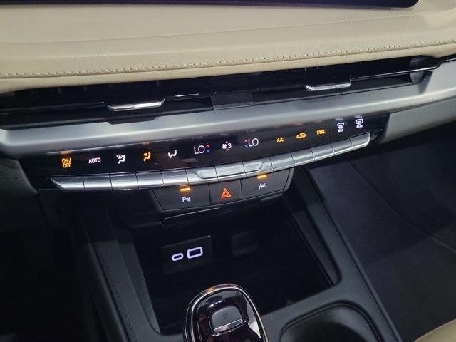 used 2024 Cadillac XT4 car, priced at $33,995