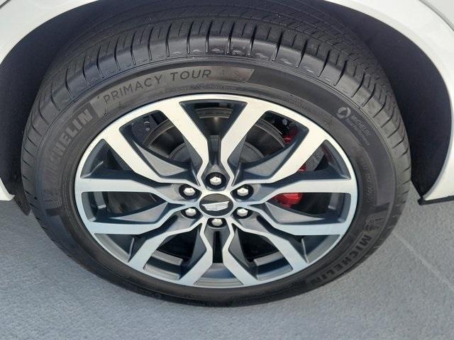 used 2024 Cadillac XT6 car, priced at $51,395