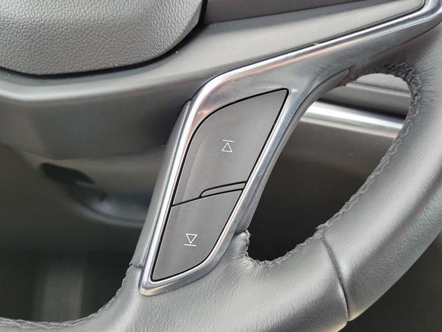 used 2021 Cadillac XT5 car, priced at $25,895