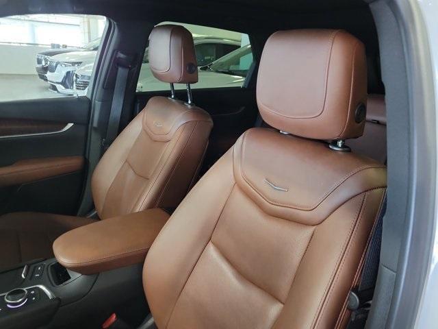 used 2022 Cadillac XT5 car, priced at $30,995