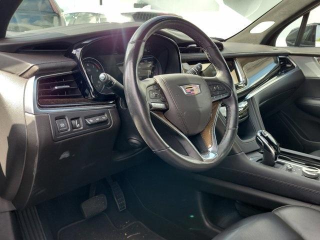 used 2022 Cadillac XT6 car, priced at $35,995