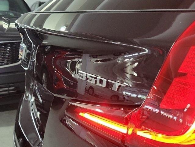 used 2022 Cadillac XT4 car, priced at $23,995