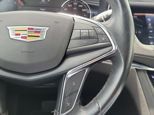 used 2022 Cadillac XT5 car, priced at $26,995
