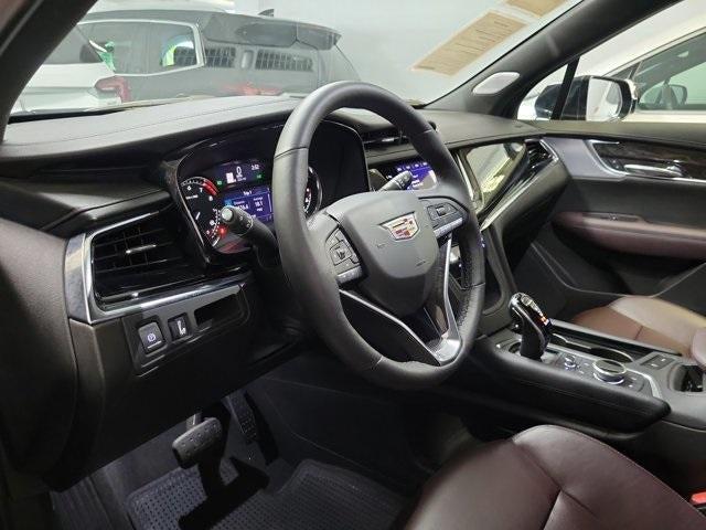 used 2022 Cadillac XT6 car, priced at $32,795