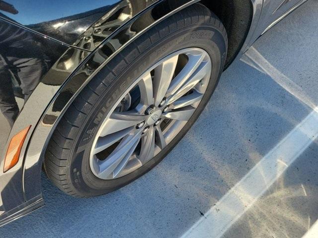 used 2022 Cadillac XT6 car