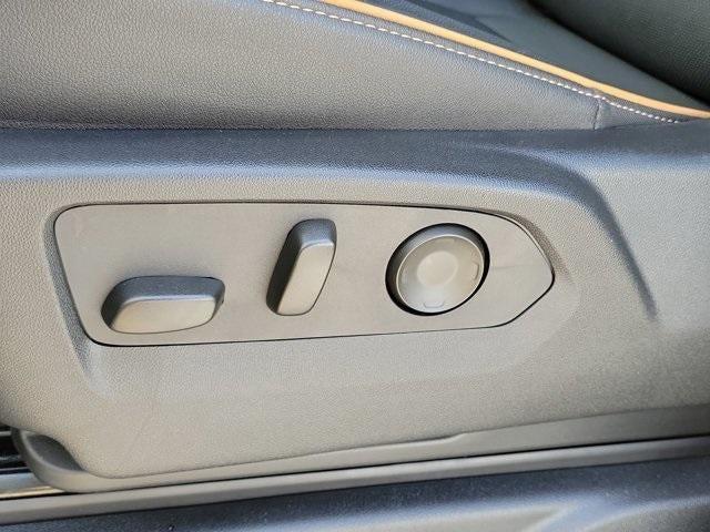 used 2024 GMC Yukon XL car, priced at $73,795