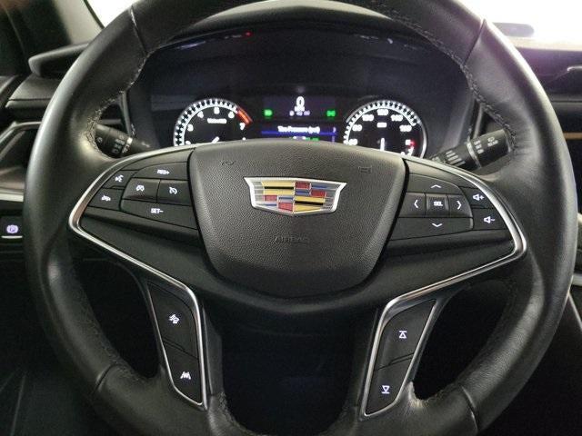 used 2022 Cadillac XT5 car, priced at $26,595