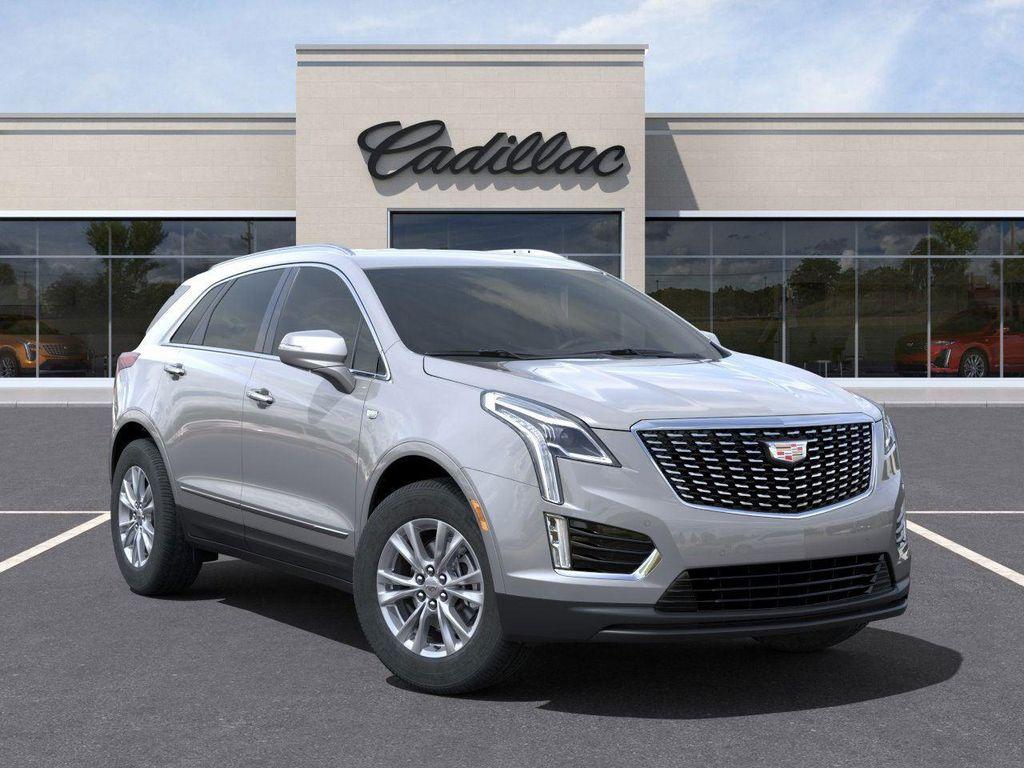 new 2025 Cadillac XT5 car, priced at $38,071