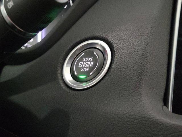 used 2023 Cadillac XT4 car, priced at $29,995