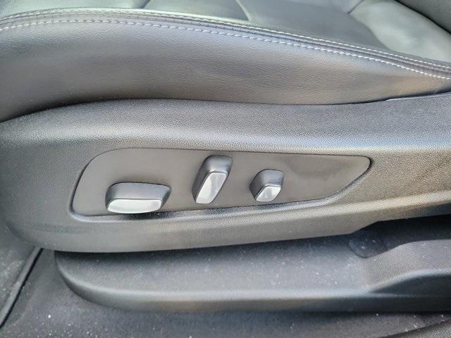 used 2023 Cadillac XT5 car, priced at $32,995