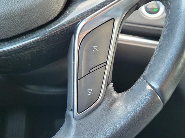 used 2023 Cadillac XT5 car, priced at $32,995