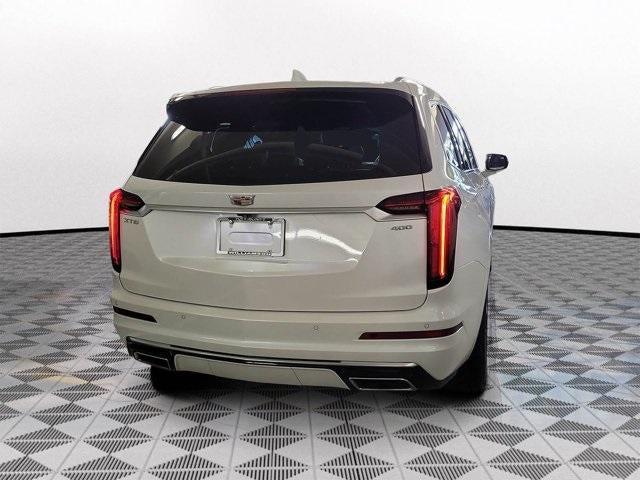 used 2022 Cadillac XT6 car, priced at $35,895