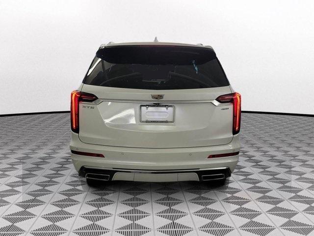 used 2022 Cadillac XT6 car, priced at $35,895