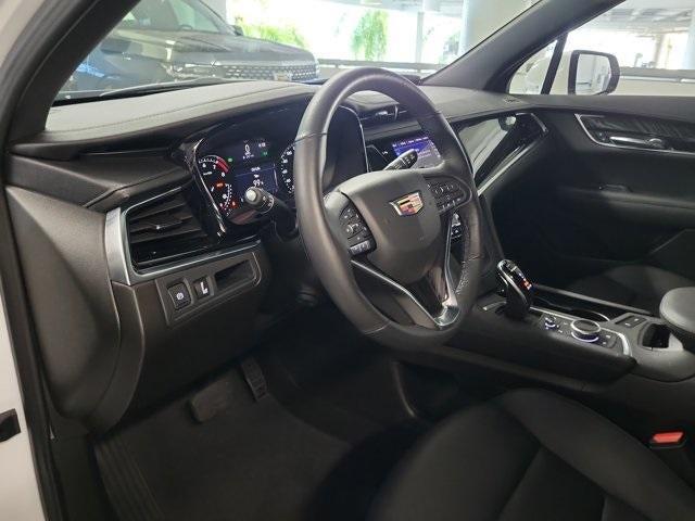 used 2022 Cadillac XT6 car, priced at $35,895