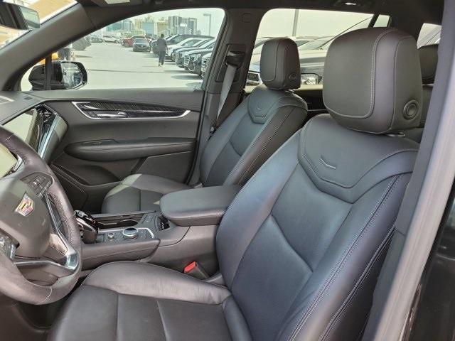 used 2022 Cadillac XT6 car, priced at $37,395