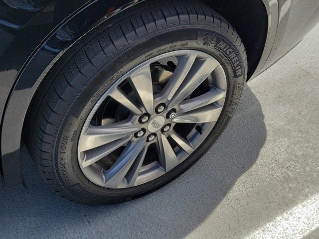 used 2022 Cadillac XT6 car, priced at $37,395