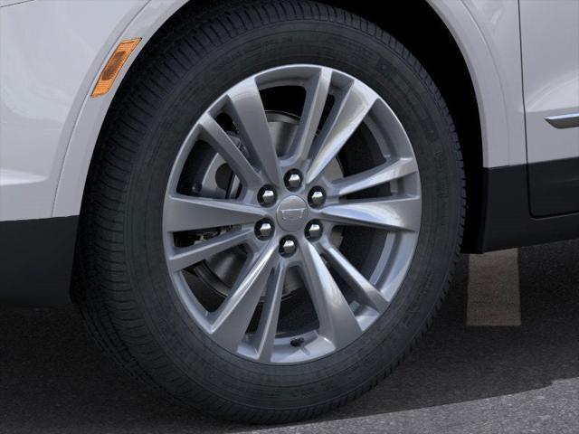 new 2025 Cadillac XT5 car, priced at $49,328
