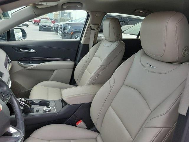 used 2023 Cadillac XT4 car, priced at $28,995