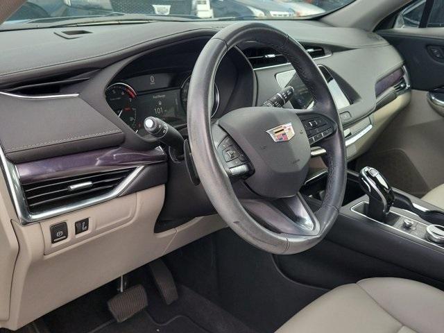used 2023 Cadillac XT4 car, priced at $28,995