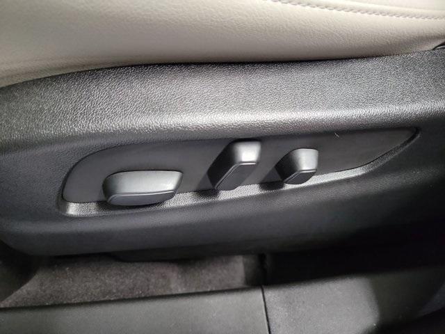 used 2023 Cadillac XT4 car, priced at $23,995