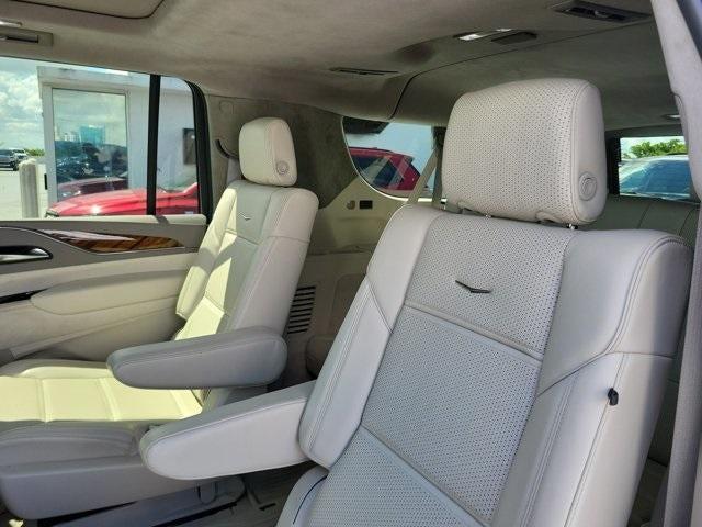 used 2024 Cadillac Escalade ESV car