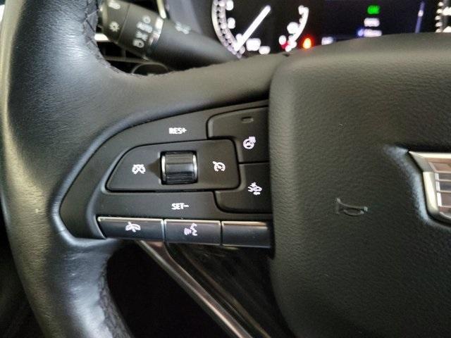 used 2023 Cadillac XT6 car, priced at $38,895