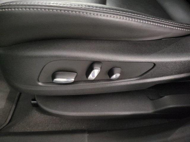 used 2023 Cadillac XT6 car, priced at $38,895