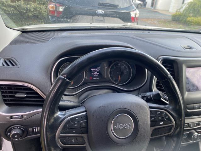 used 2019 Jeep Cherokee car, priced at $11,743