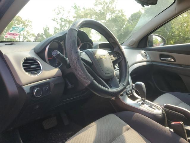 used 2014 Chevrolet Cruze car, priced at $5,781