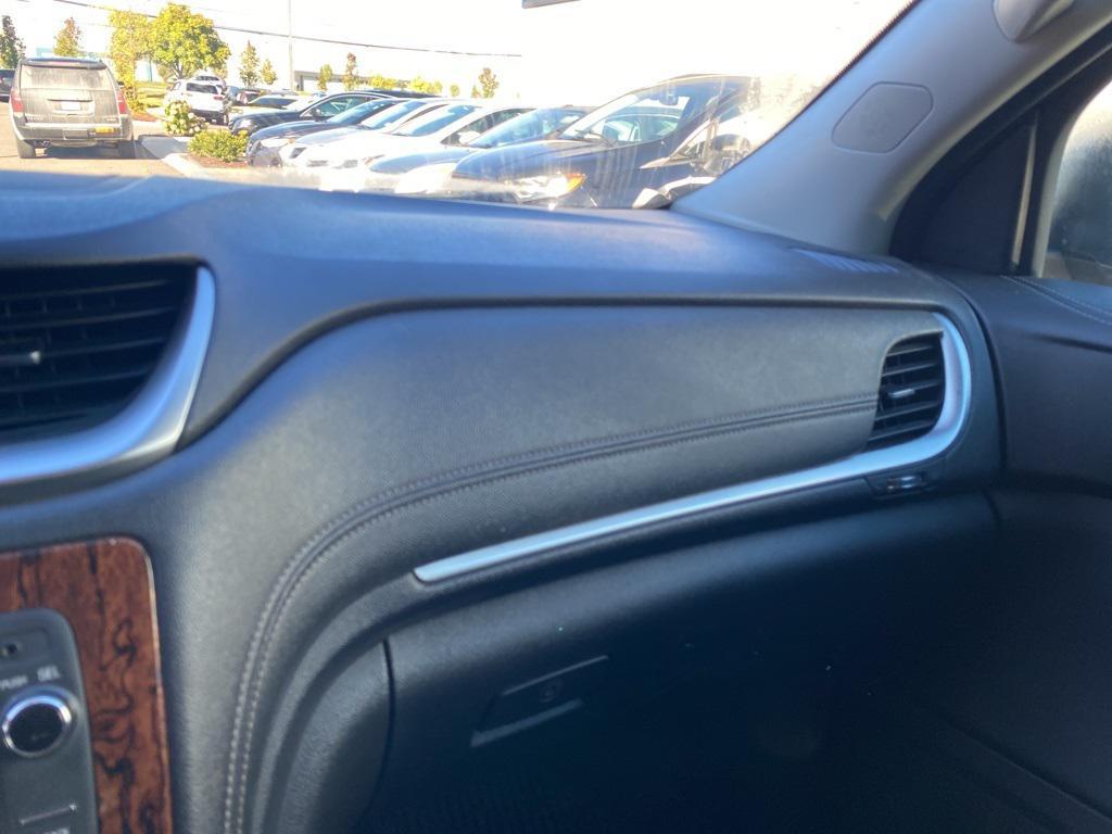 used 2014 Chevrolet Traverse car, priced at $5,832