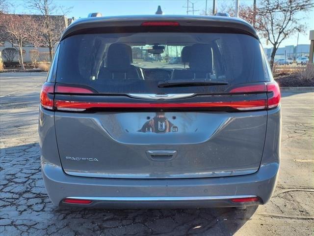 used 2021 Chrysler Pacifica car, priced at $18,434