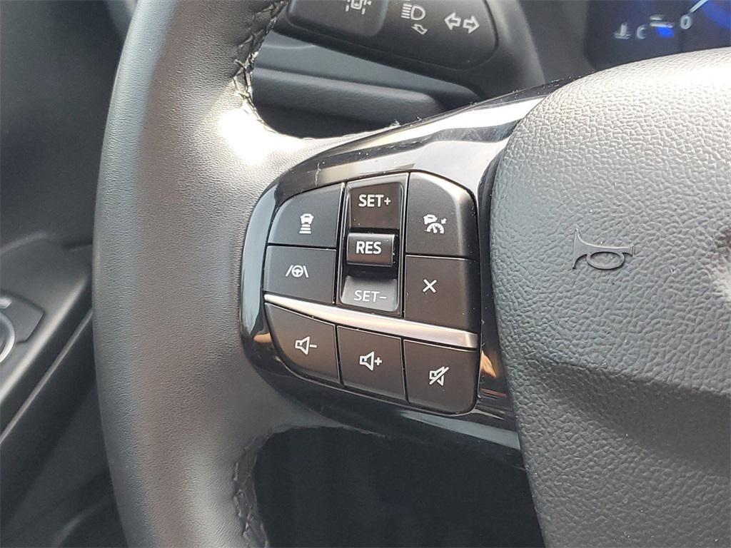 used 2022 Ford Escape car, priced at $19,721