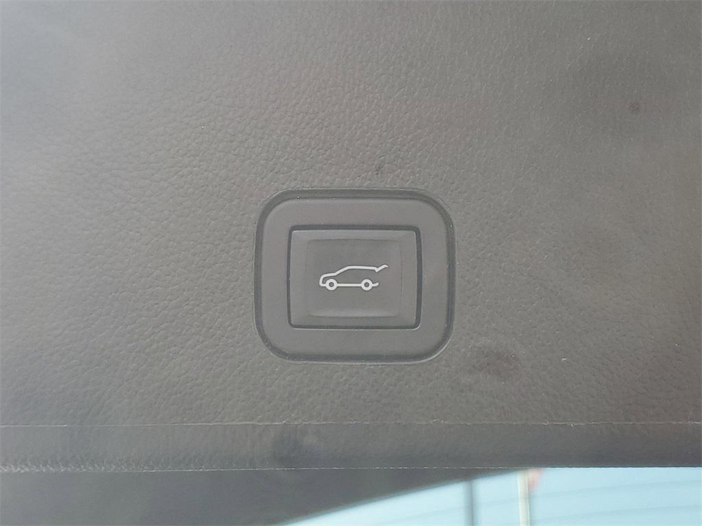 used 2015 Cadillac SRX car, priced at $7,431