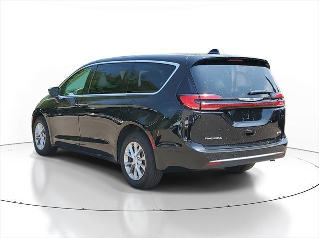 used 2023 Chrysler Pacifica car, priced at $25,798