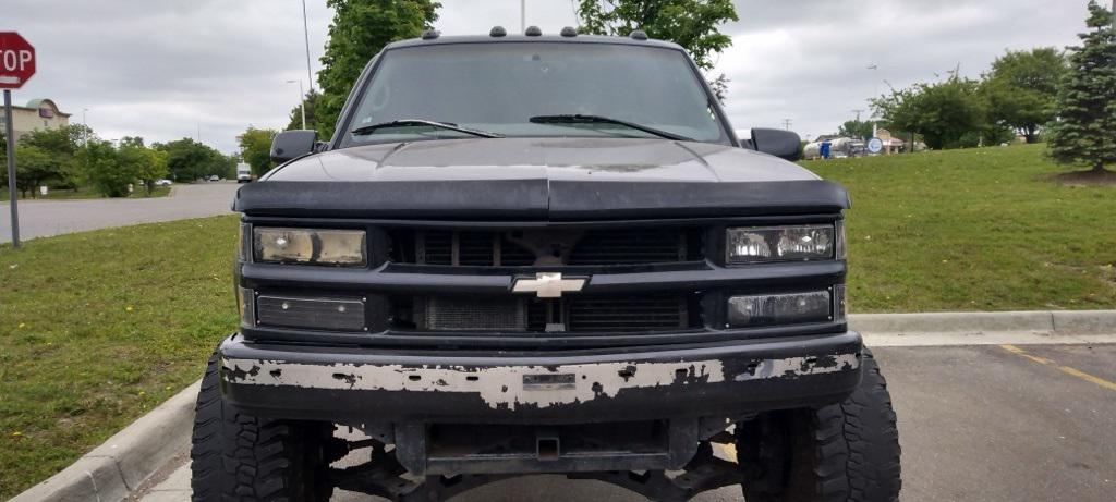 used 1997 Chevrolet Suburban car, priced at $9,966