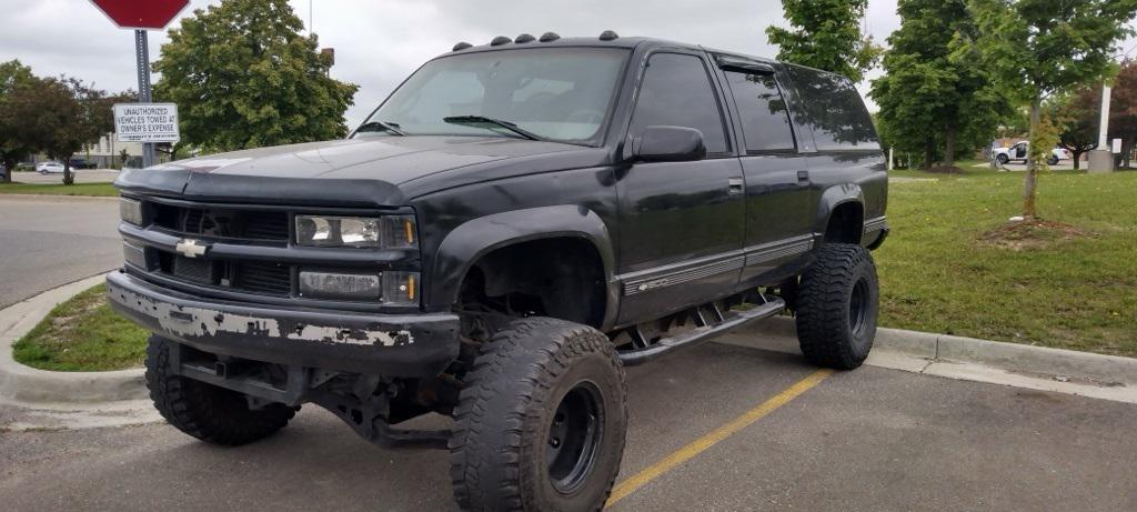 used 1997 Chevrolet Suburban car, priced at $9,966