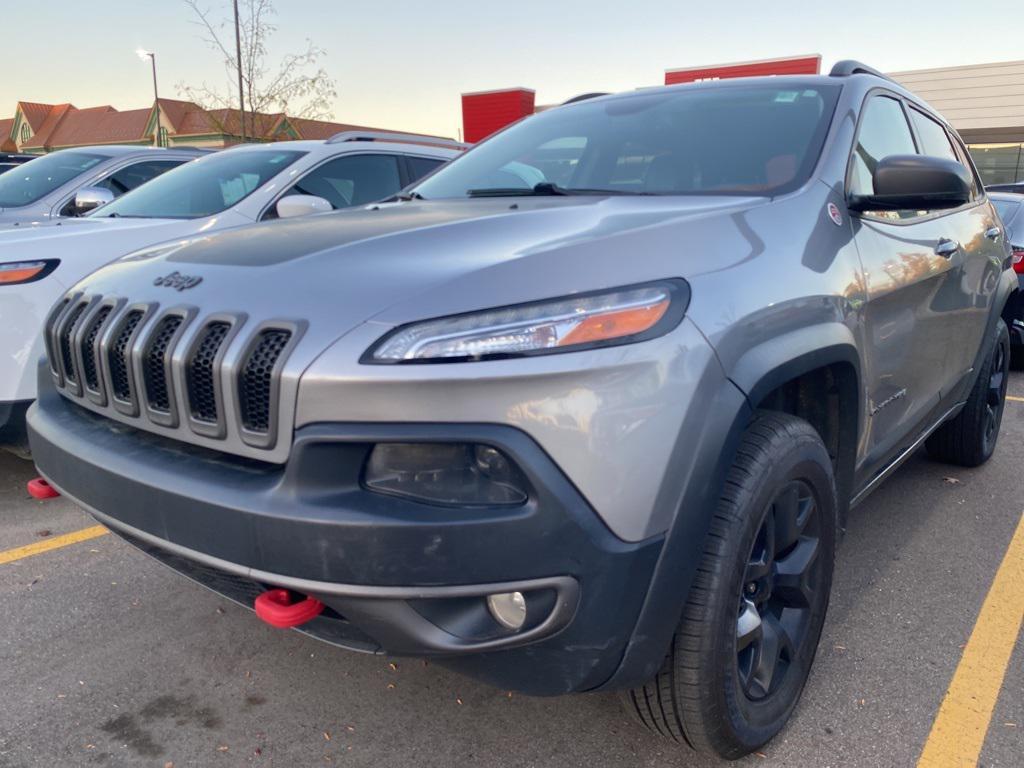 used 2016 Jeep Cherokee car, priced at $11,459