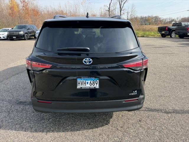 used 2022 Toyota Sienna car, priced at $29,995