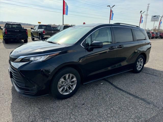 used 2022 Toyota Sienna car, priced at $29,995