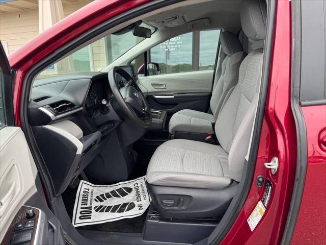 used 2023 Toyota Sienna car, priced at $69,995