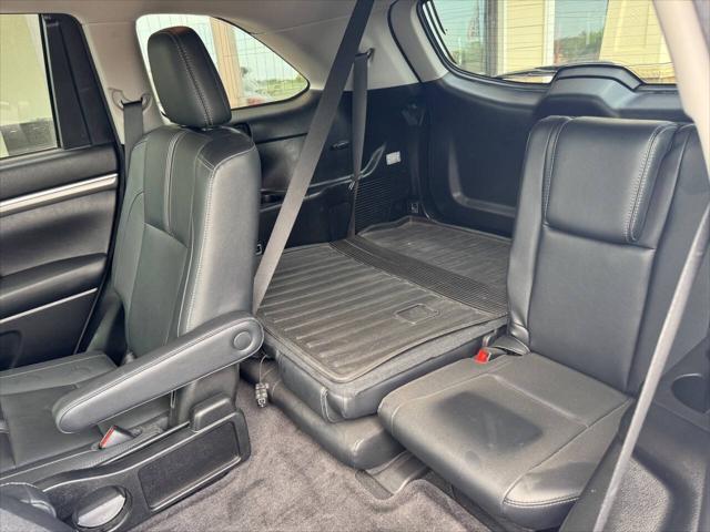 used 2017 Toyota Highlander car, priced at $27,995