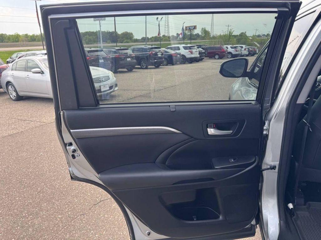 used 2017 Toyota Highlander car, priced at $25,995