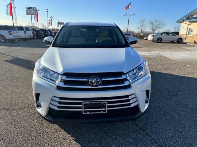 used 2019 Toyota Highlander Hybrid car, priced at $31,699