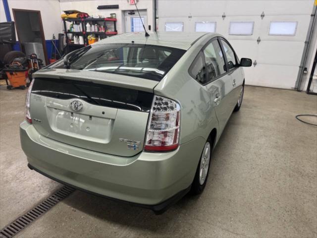 used 2007 Toyota Prius car, priced at $9,799