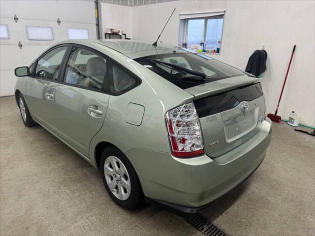 used 2007 Toyota Prius car, priced at $9,799