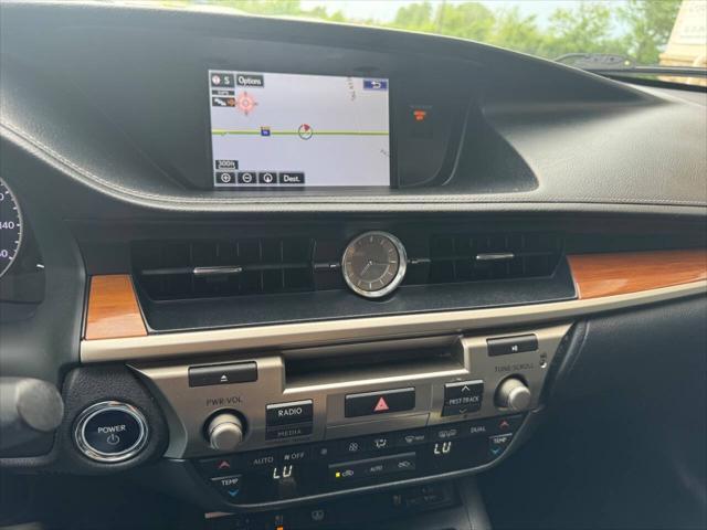 used 2015 Lexus ES 300h car, priced at $18,995