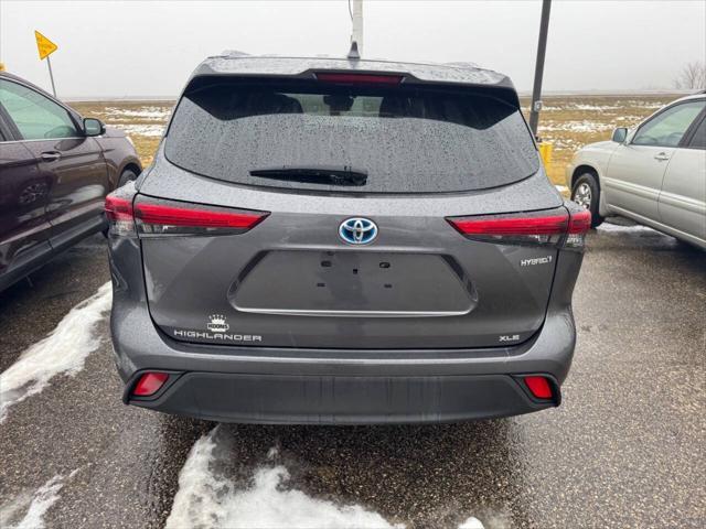 used 2020 Toyota Highlander Hybrid car, priced at $35,485