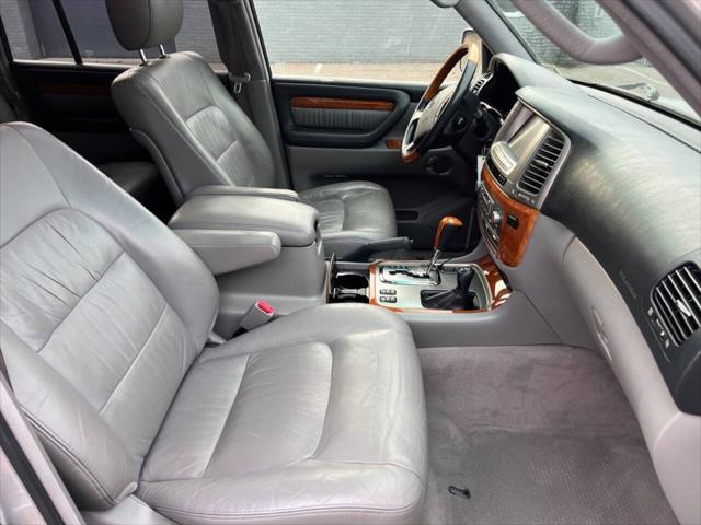 used 2006 Lexus LX 470 car, priced at $14,995