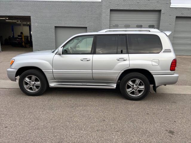 used 2006 Lexus LX 470 car, priced at $14,995