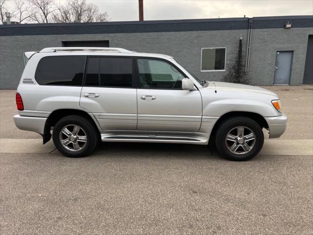 used 2006 Lexus LX 470 car, priced at $14,995